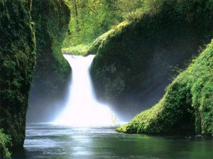 beautiful-waterfall-hd-wallpaper